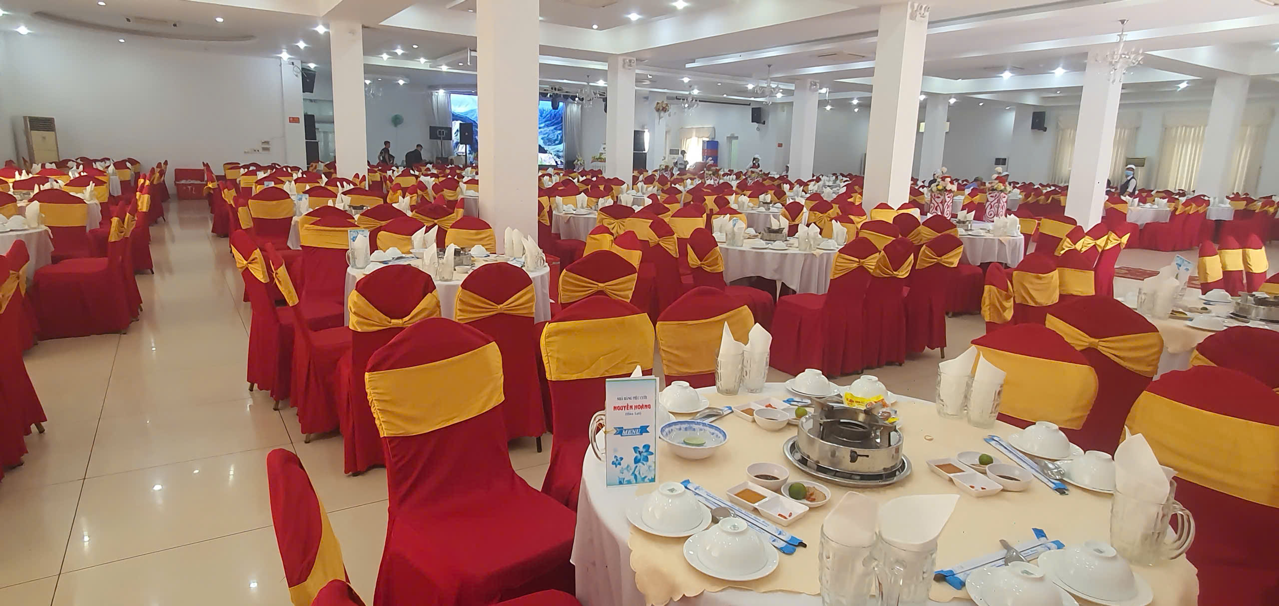 Thiết Kế Sân Khấu Cưới Bình Dương 