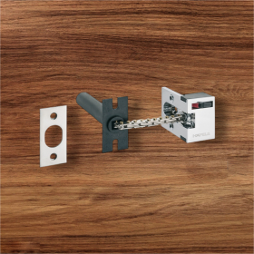 Chốt cửa an toàn, cho cửa gỗ mở hướng vào bên trong