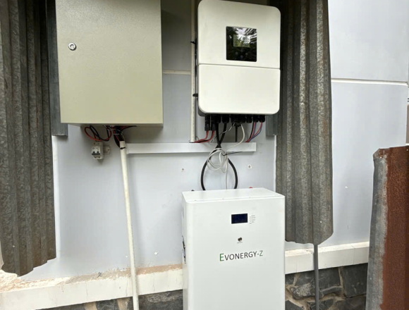 Lắp đặt hệ thống điện  8kw lưu trữ tại Tân uyên Bình Dương.